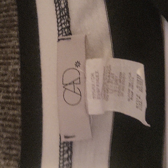 Sleeveless shirt - Picture 2 of 4